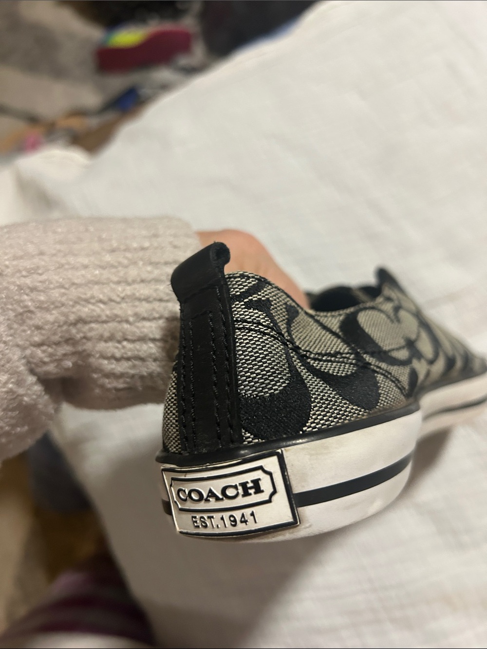 Coach Katie Canvas Slip on Black & Beige Signature Jacquard. Size 7. See pics - Picture 6 of 11